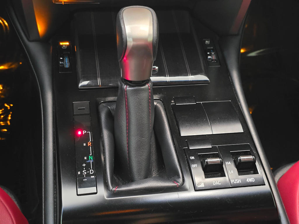 Thumbnail: 2021 Lexus GX - 17