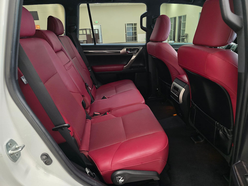 Thumbnail: 2021 Lexus GX - 31