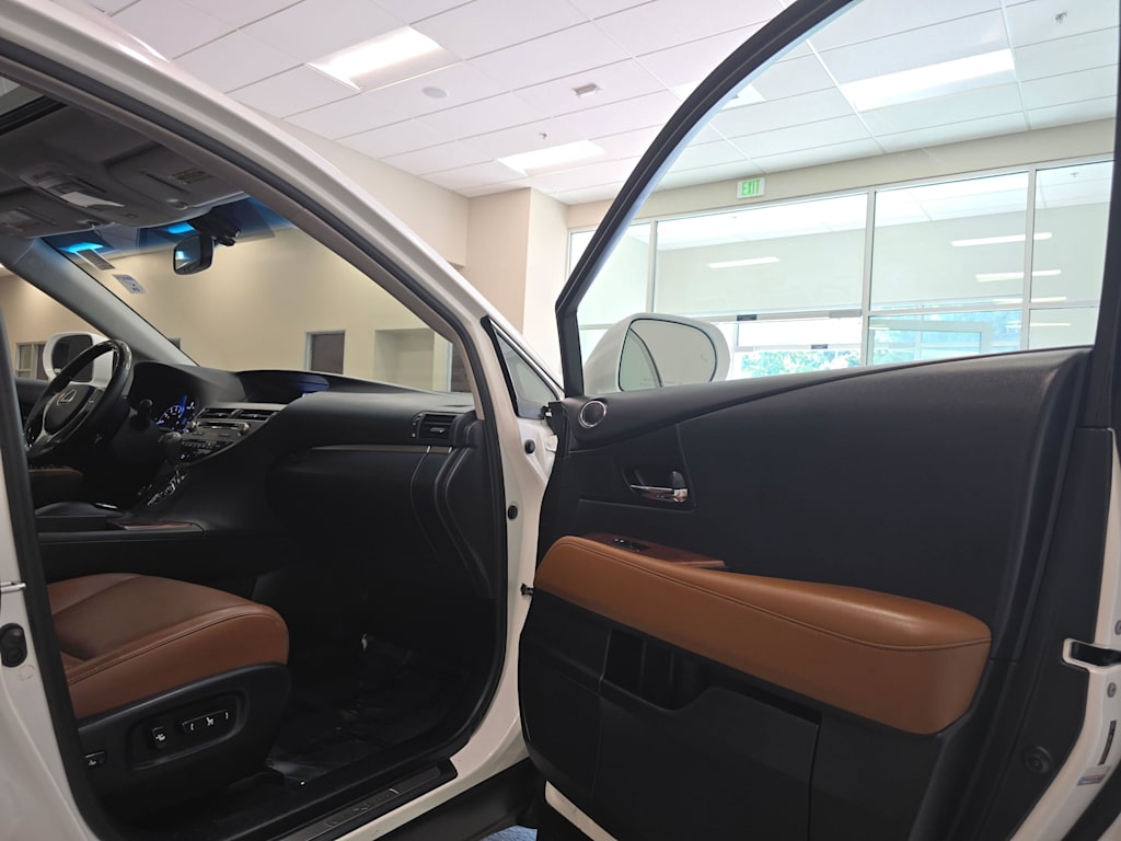 Thumbnail: 2014 Lexus RX - 33