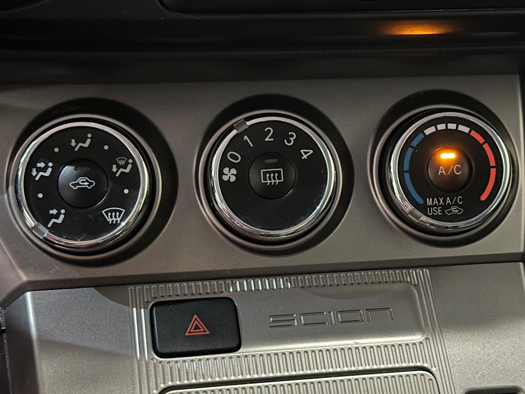Thumbnail: 2013 Scion xB - 23