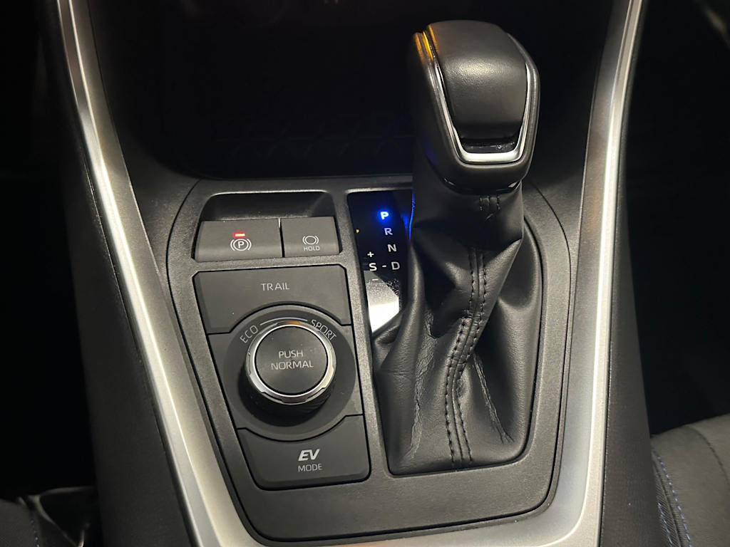 Thumbnail: 2024 Toyota RAV4 - 15