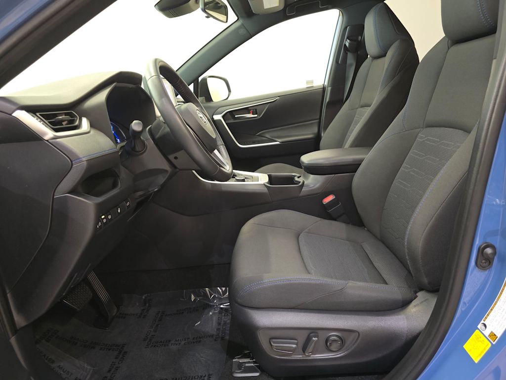 Thumbnail: 2024 Toyota RAV4 - 11