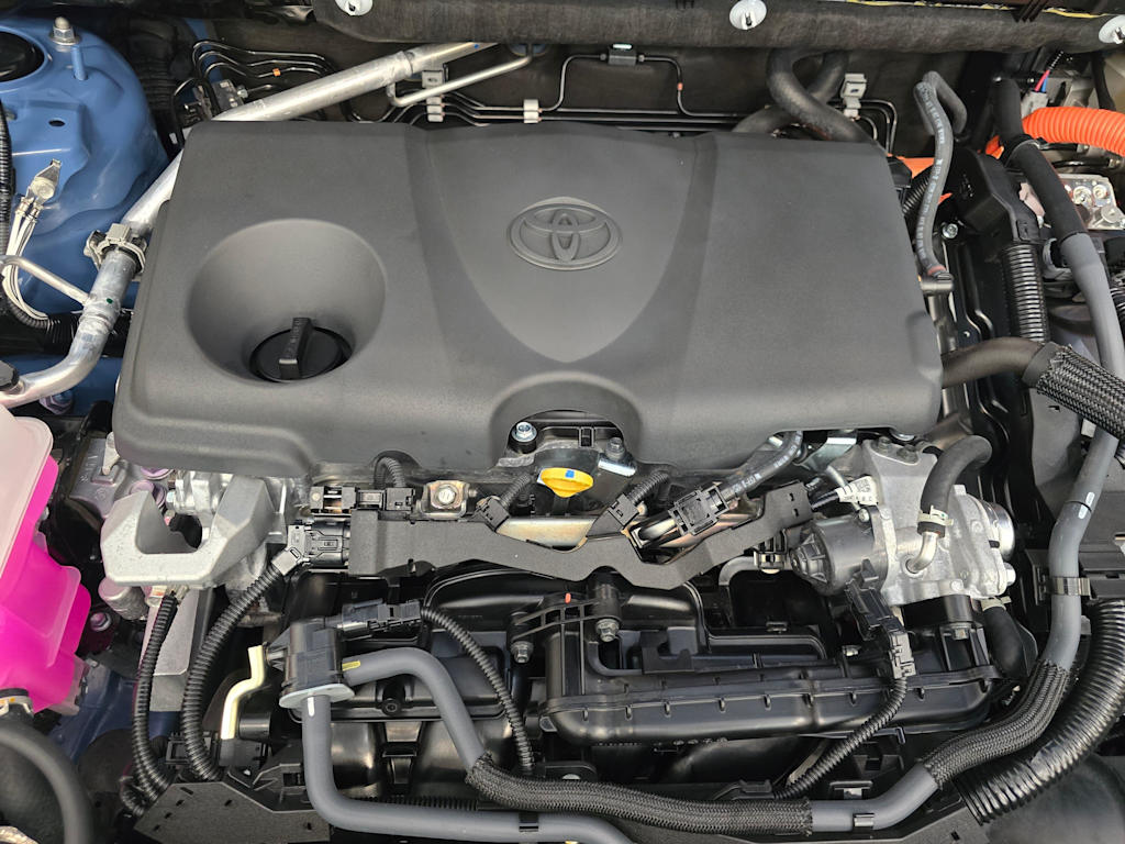 Thumbnail: 2024 Toyota RAV4 - 9