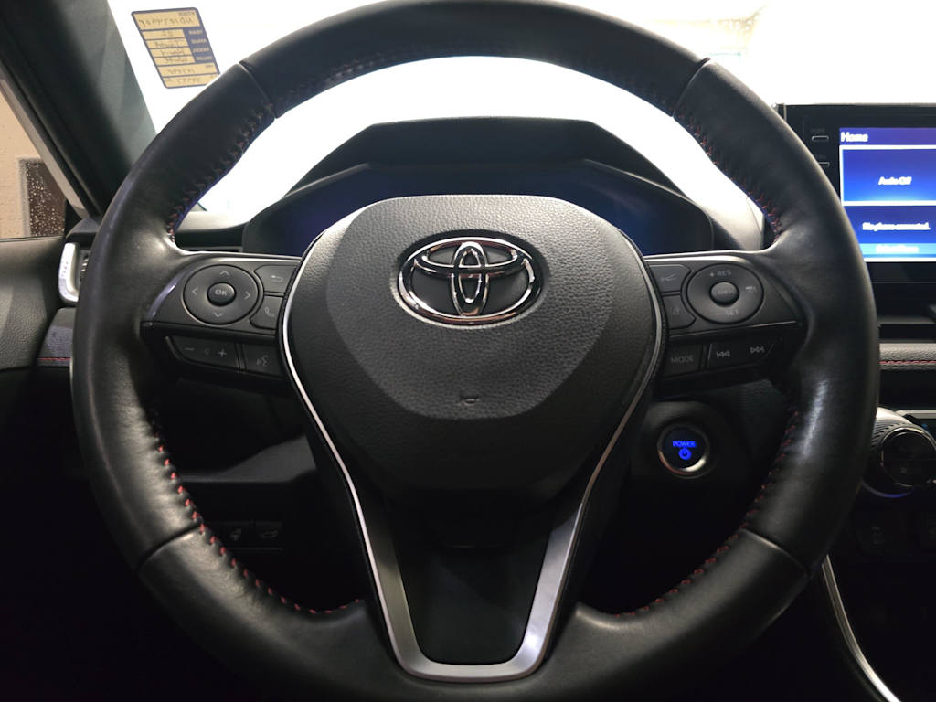 Thumbnail: 2022 Toyota RAV4 - 13