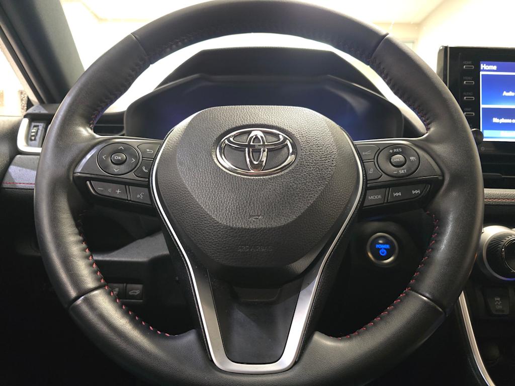 Thumbnail: 2022 Toyota RAV4 - 14