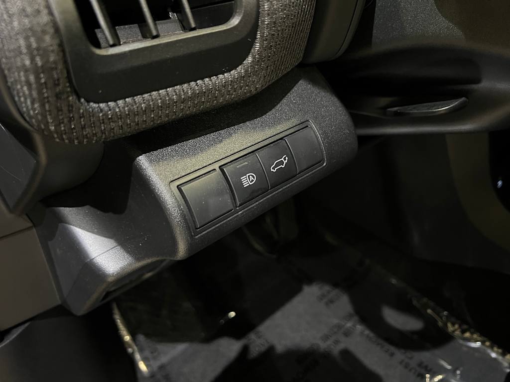 Thumbnail: 2024 Toyota bZ4X - 17