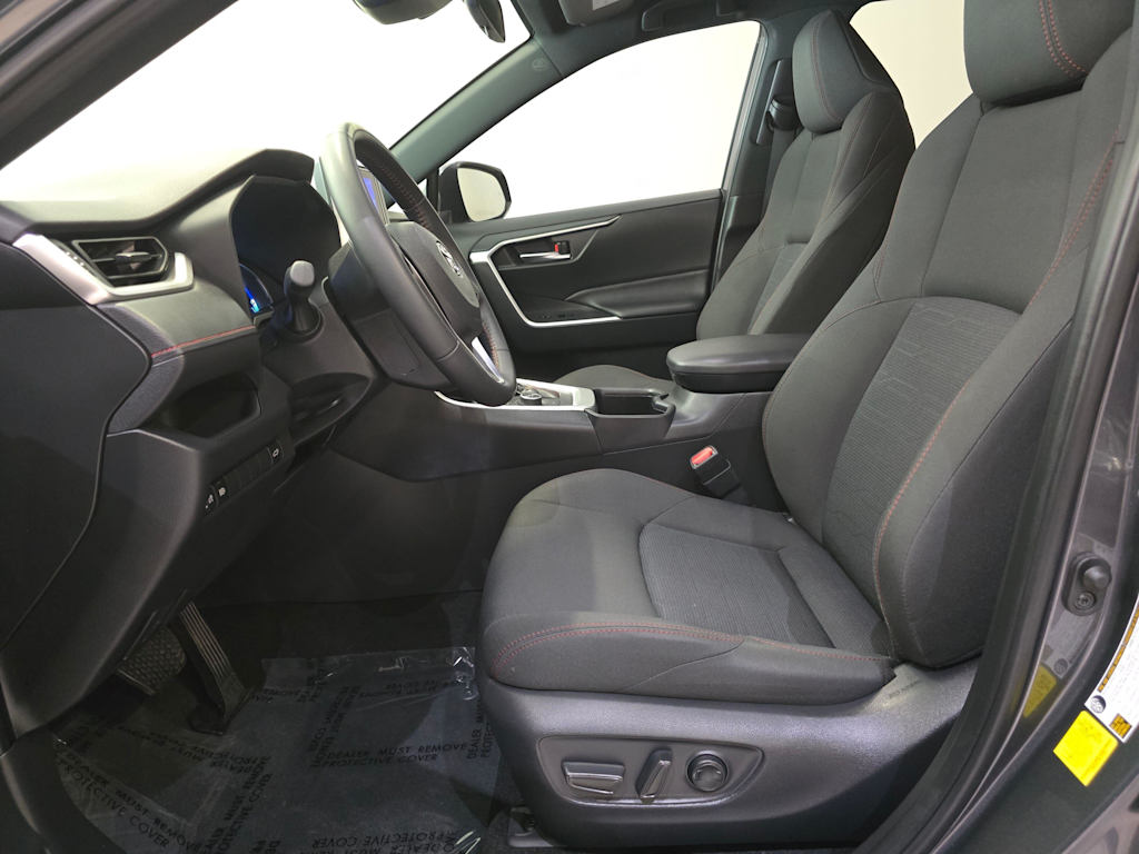 Thumbnail: 2024 Toyota RAV4 - 11