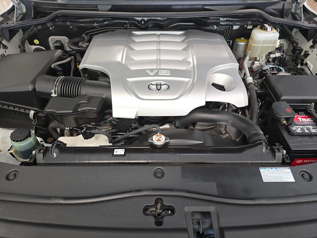 Thumbnail: 2017 Toyota Land Cruiser - 9