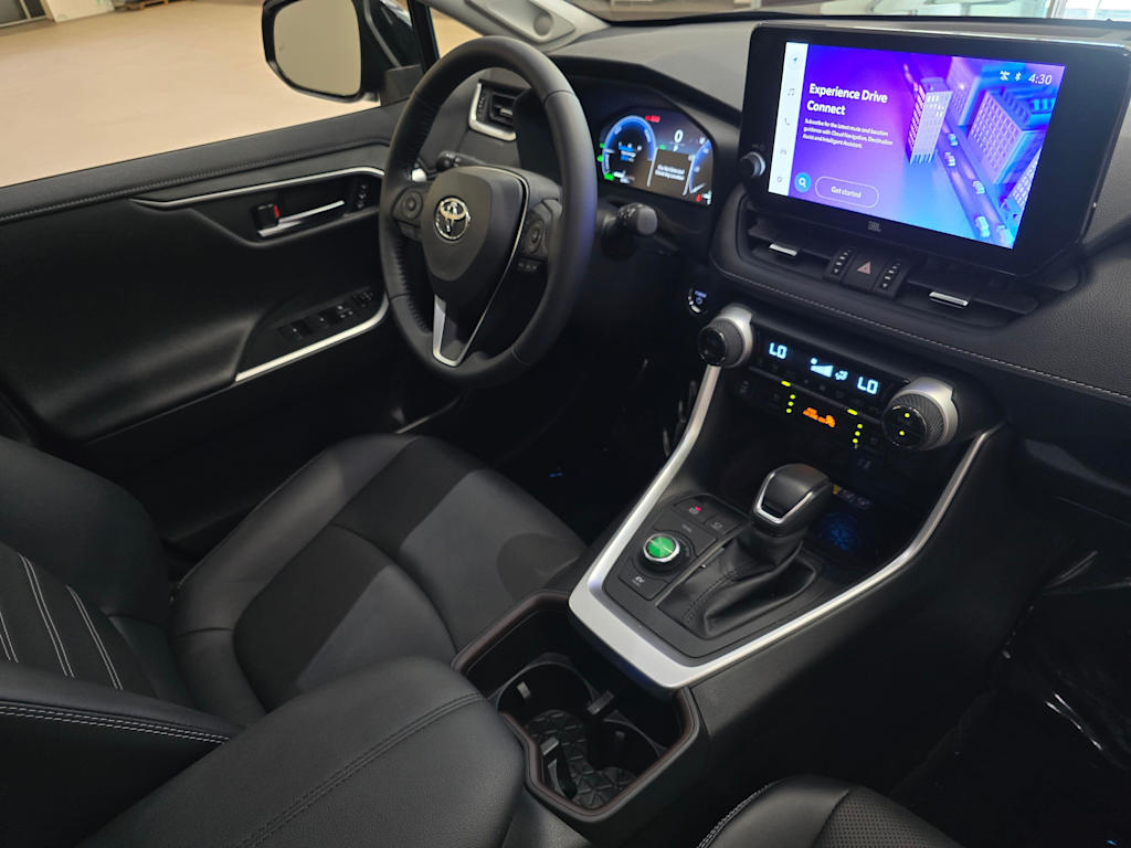Thumbnail: 2025 Toyota RAV4 - 14