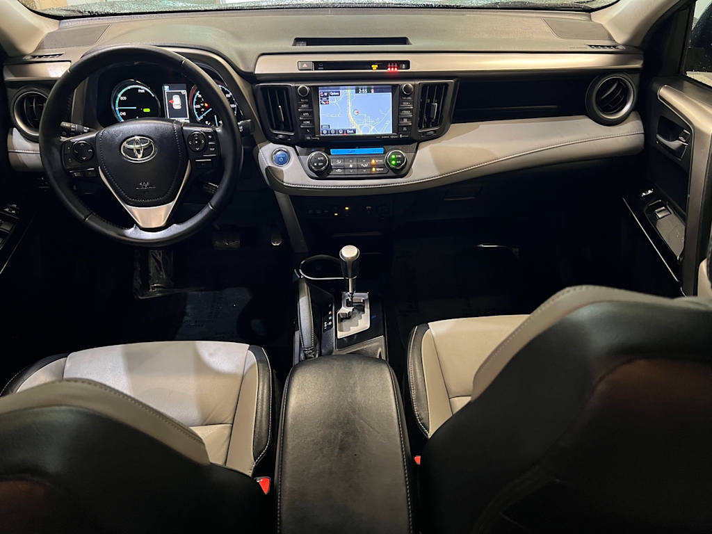 Thumbnail: 2017 Toyota RAV4 - 10