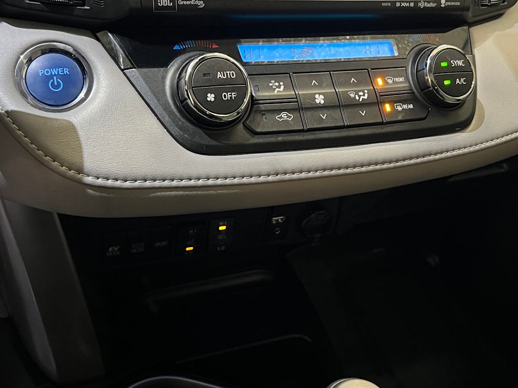 Thumbnail: 2017 Toyota RAV4 - 16