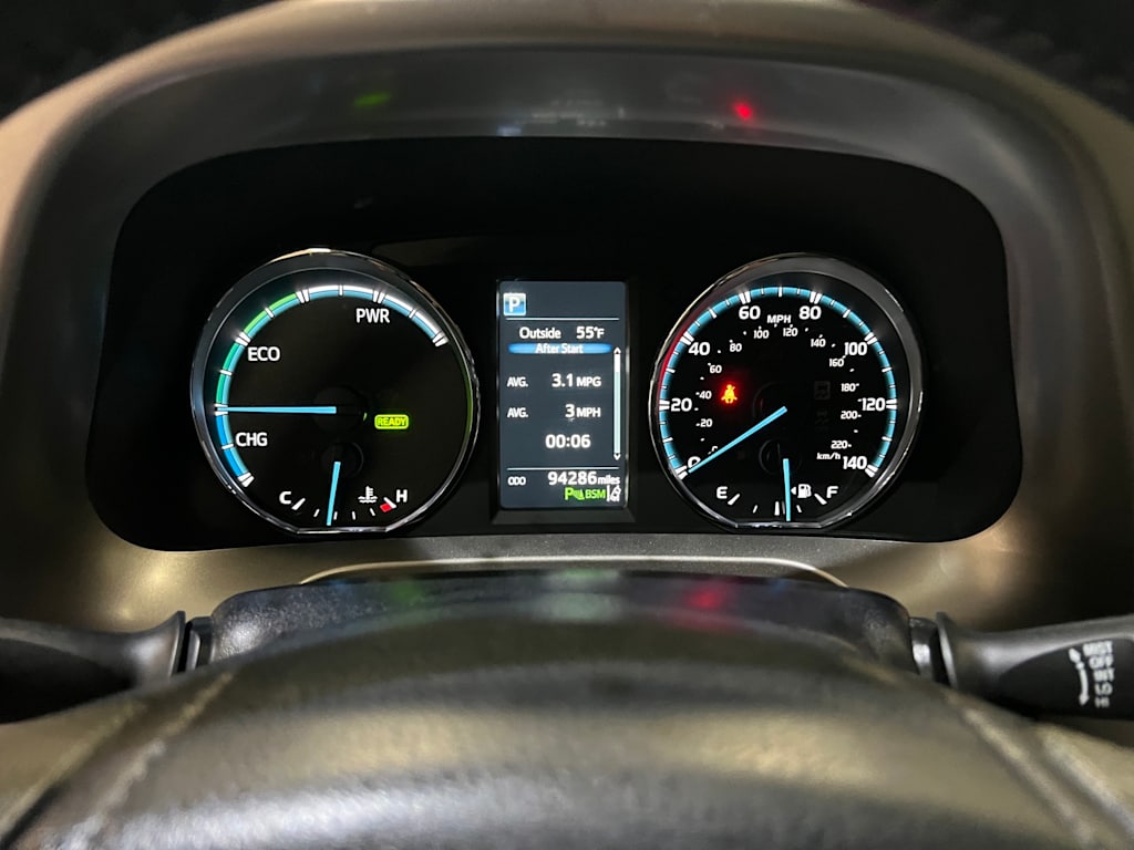 Thumbnail: 2017 Toyota RAV4 - 18