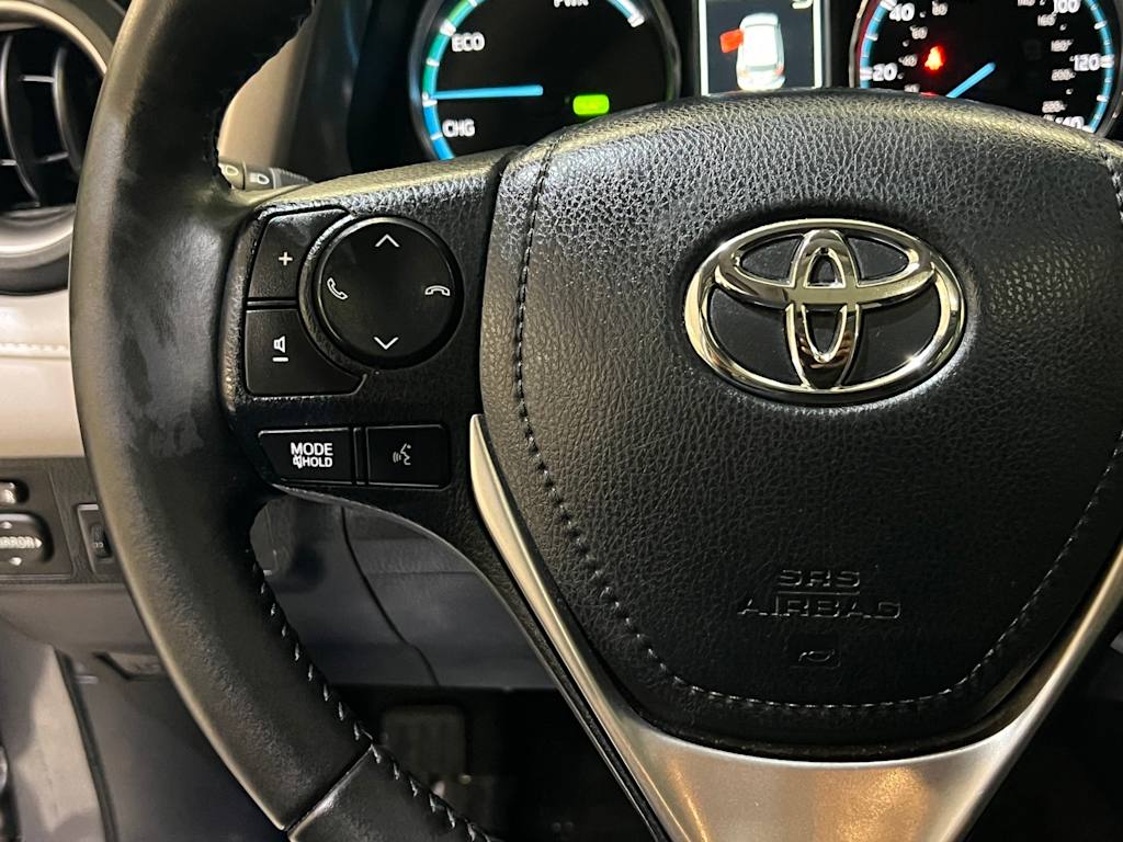 Thumbnail: 2017 Toyota RAV4 - 26