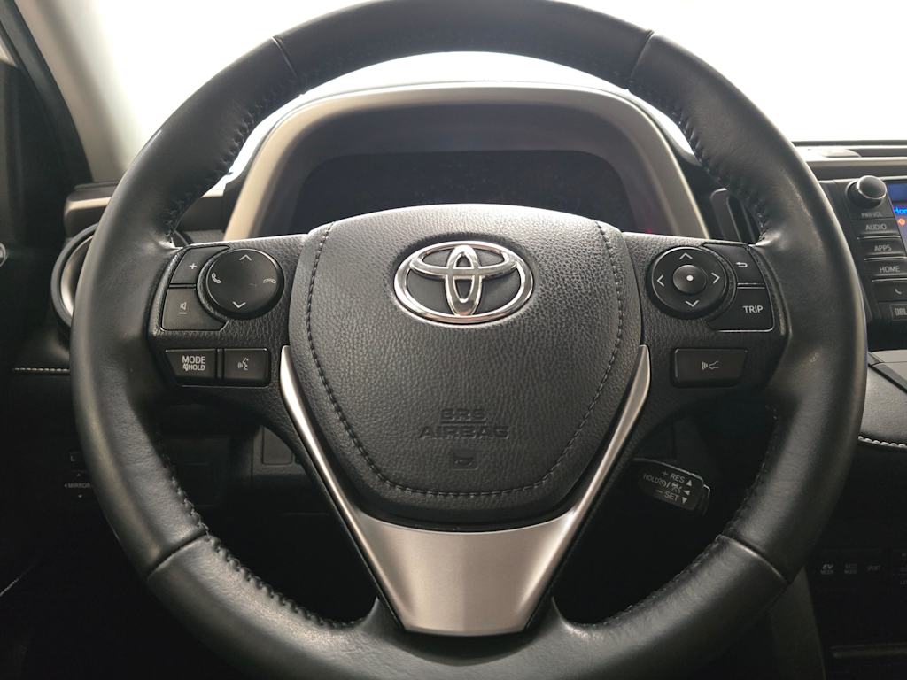 Thumbnail: 2018 Toyota RAV4 - 14