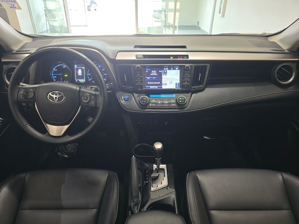 Thumbnail: 2018 Toyota RAV4 - 10