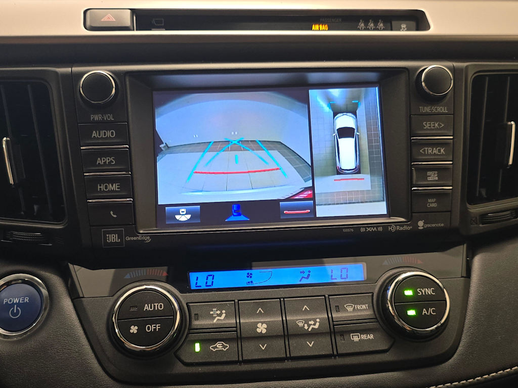 Thumbnail: 2018 Toyota RAV4 - 16