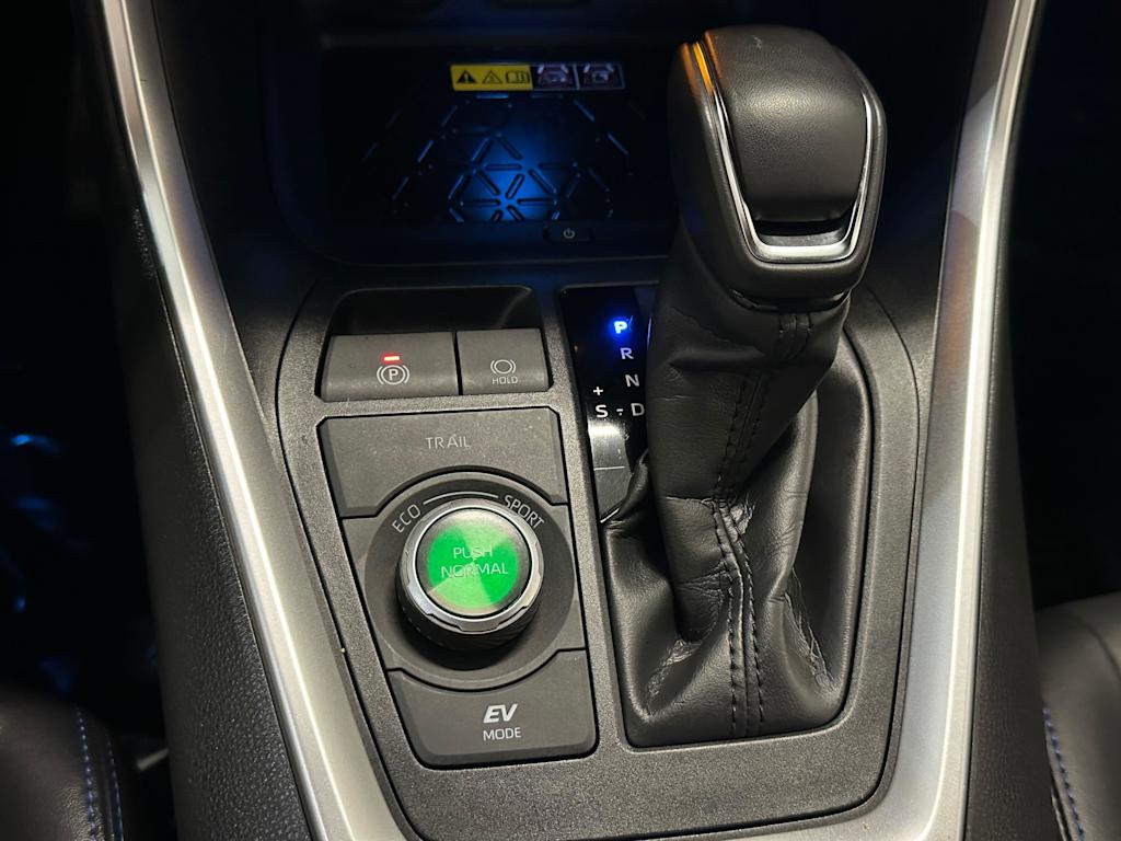 Thumbnail: 2024 Toyota RAV4 - 17