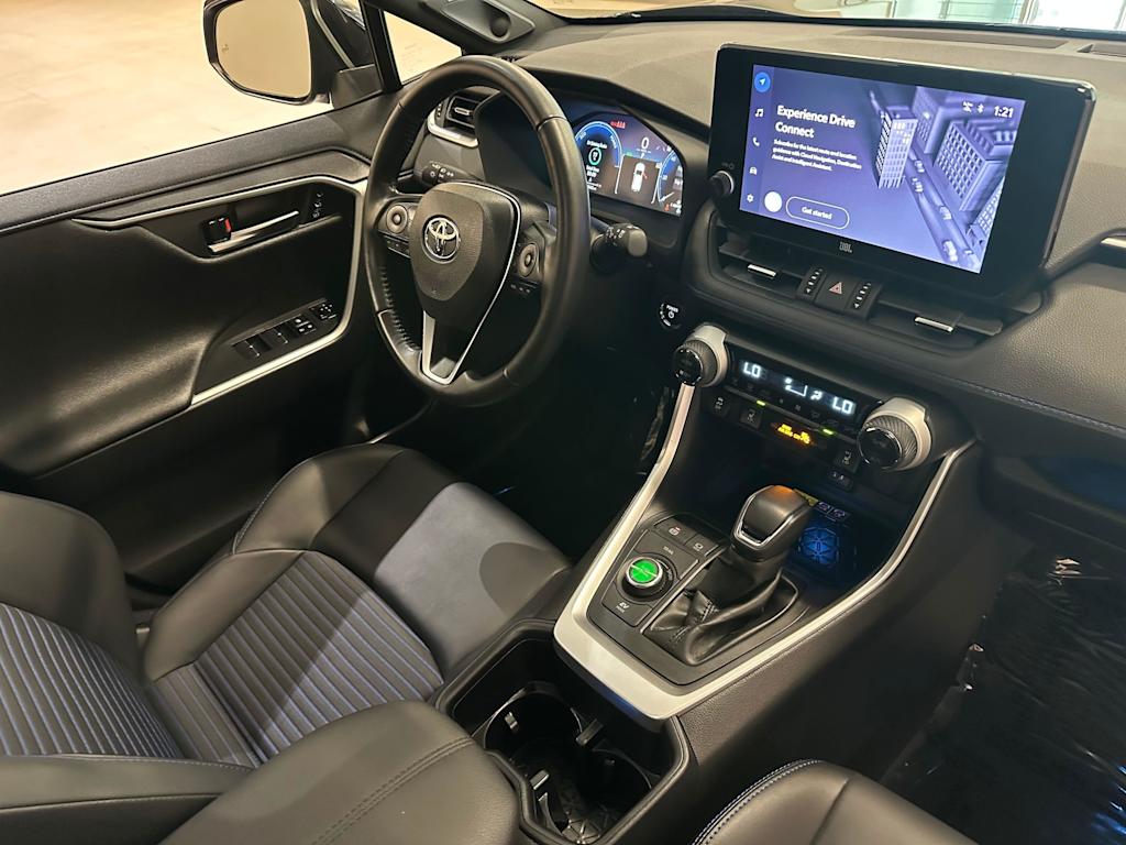 Thumbnail: 2024 Toyota RAV4 - 15