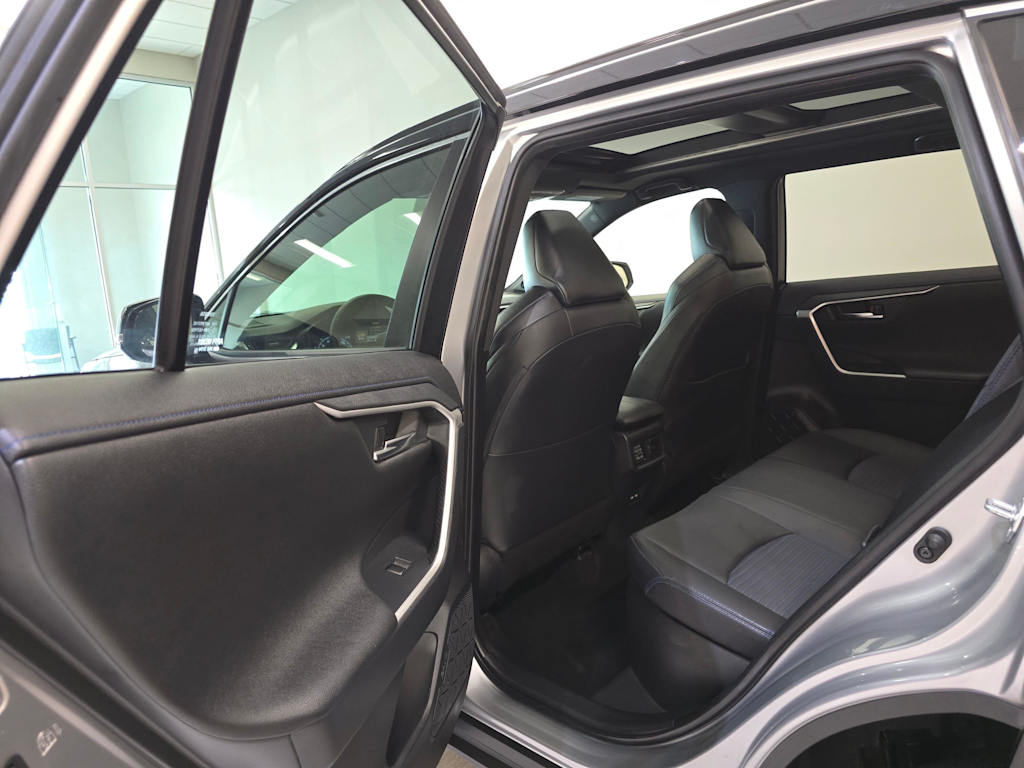 Thumbnail: 2021 Toyota RAV4 - 29