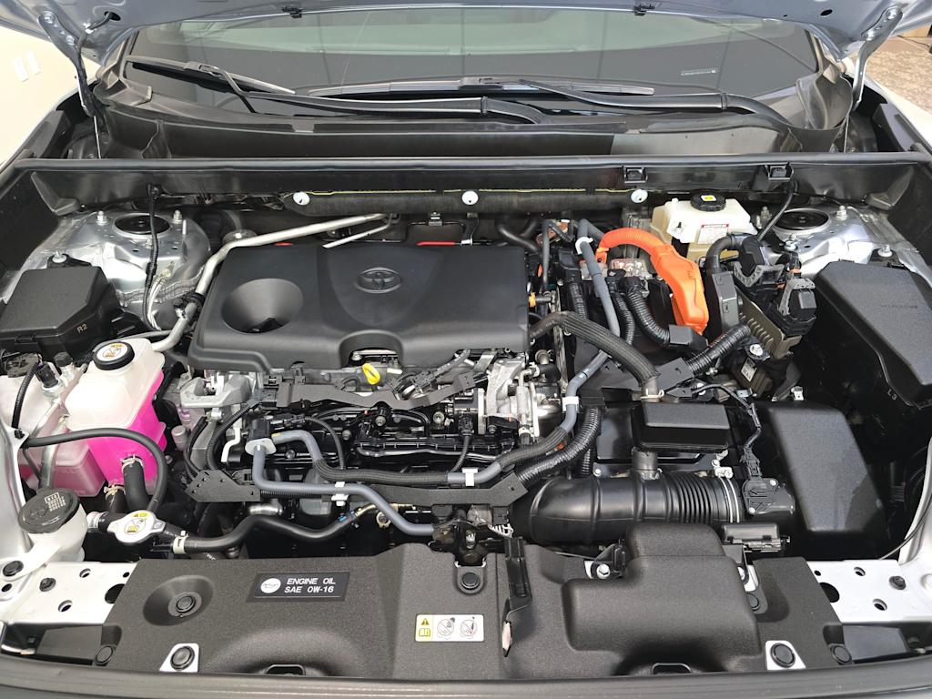 Thumbnail: 2021 Toyota RAV4 - 9