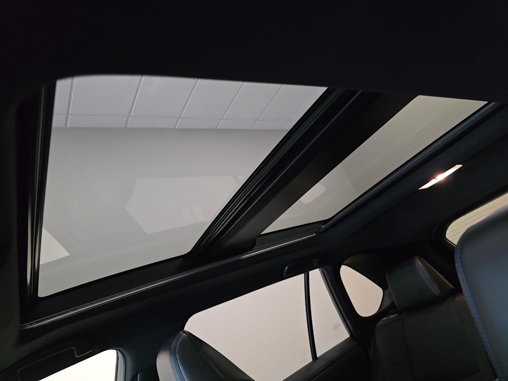 Thumbnail: 2021 Toyota RAV4 - 28