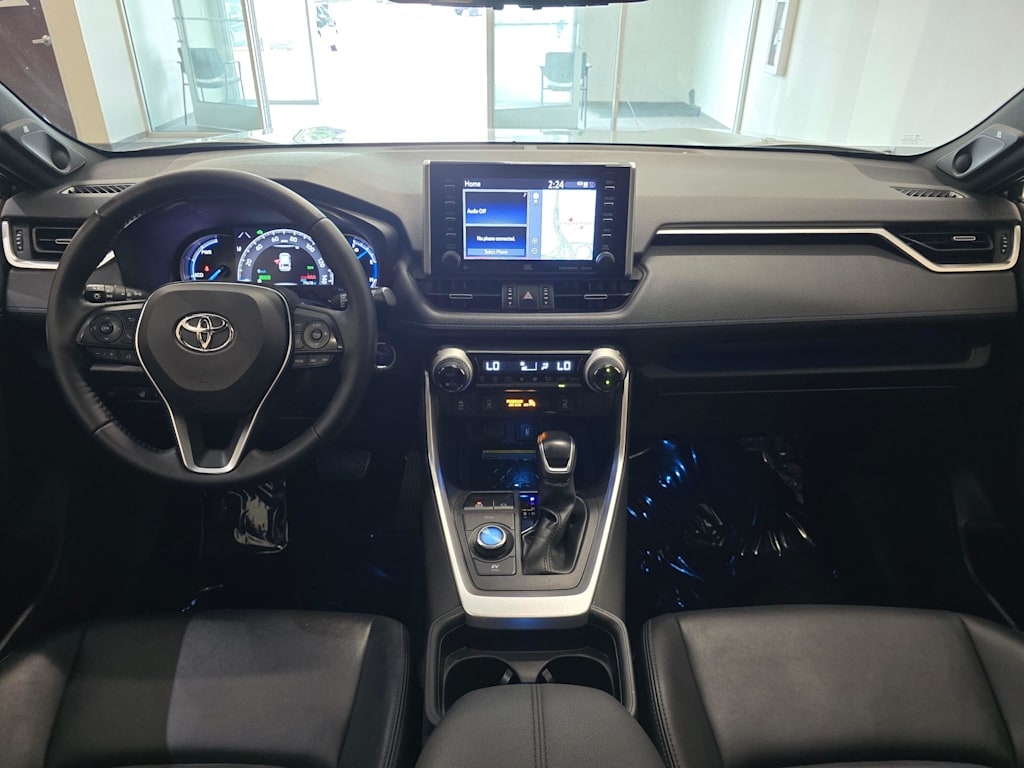Thumbnail: 2021 Toyota RAV4 - 10