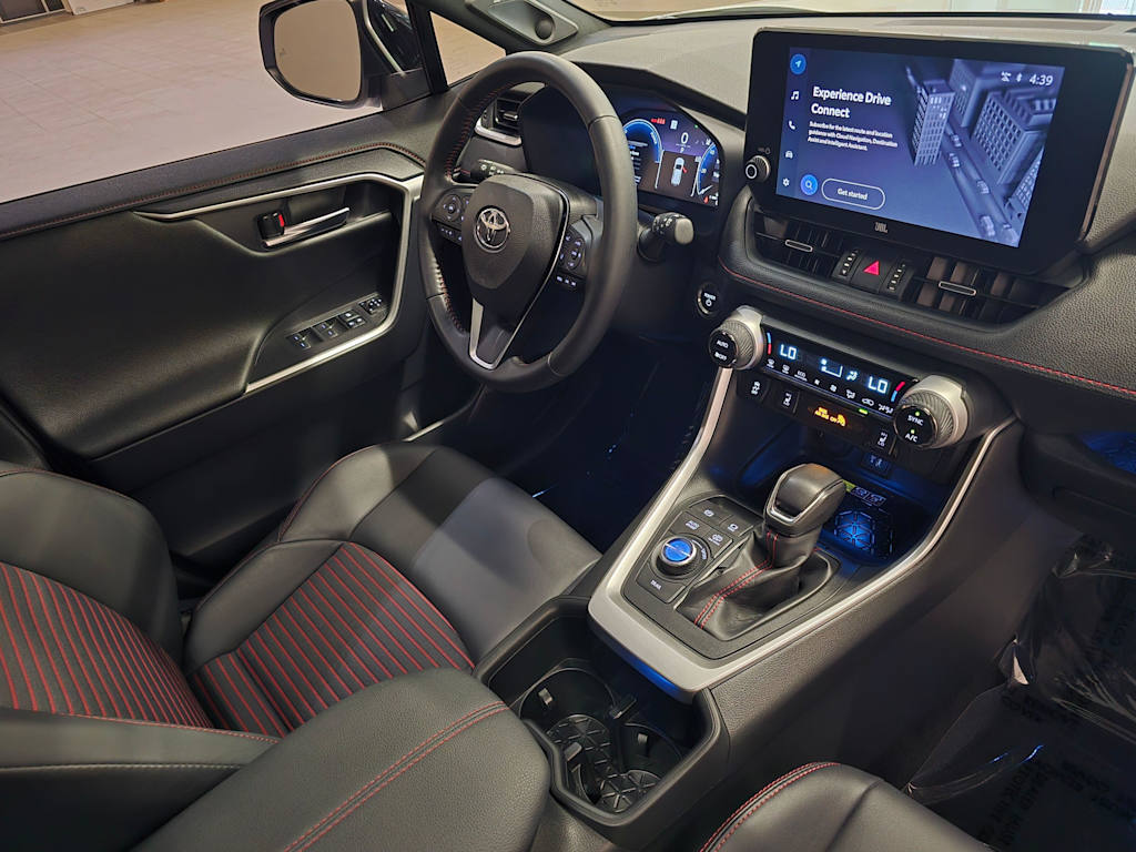 Thumbnail: 2025 Toyota RAV4 - 15