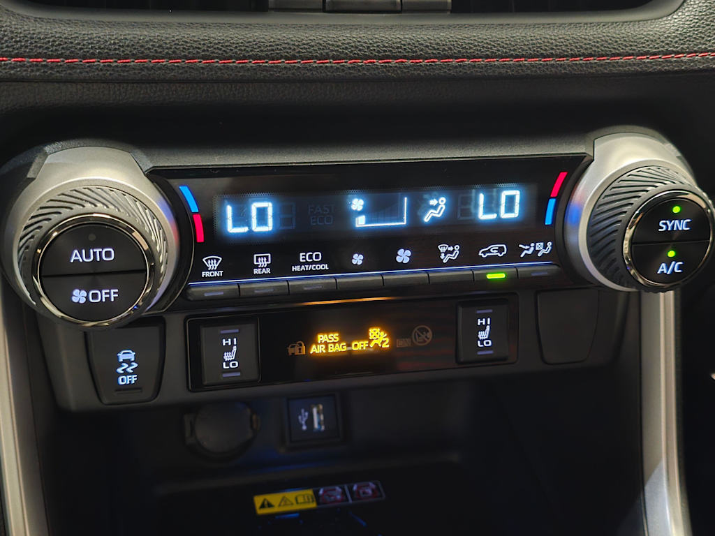 Thumbnail: 2025 Toyota RAV4 - 25