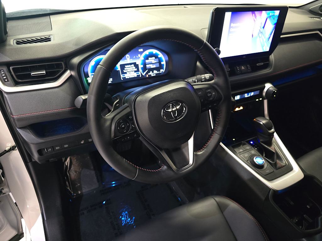 Thumbnail: 2025 Toyota RAV4 - 2