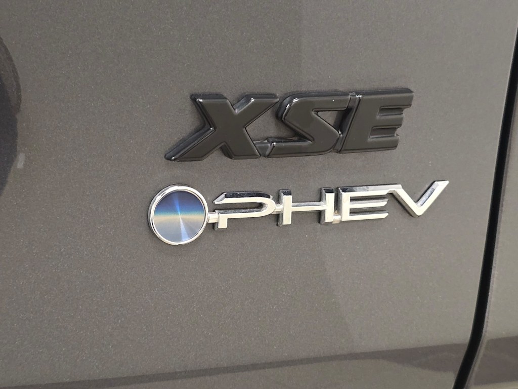 Thumbnail: 2025 Toyota RAV4 - 7
