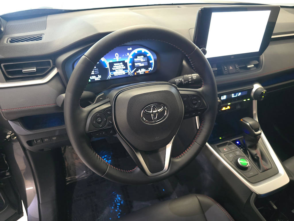 Thumbnail: 2025 Toyota RAV4 - 2