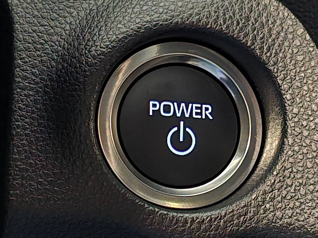 Thumbnail: 2025 Toyota RAV4 - 23