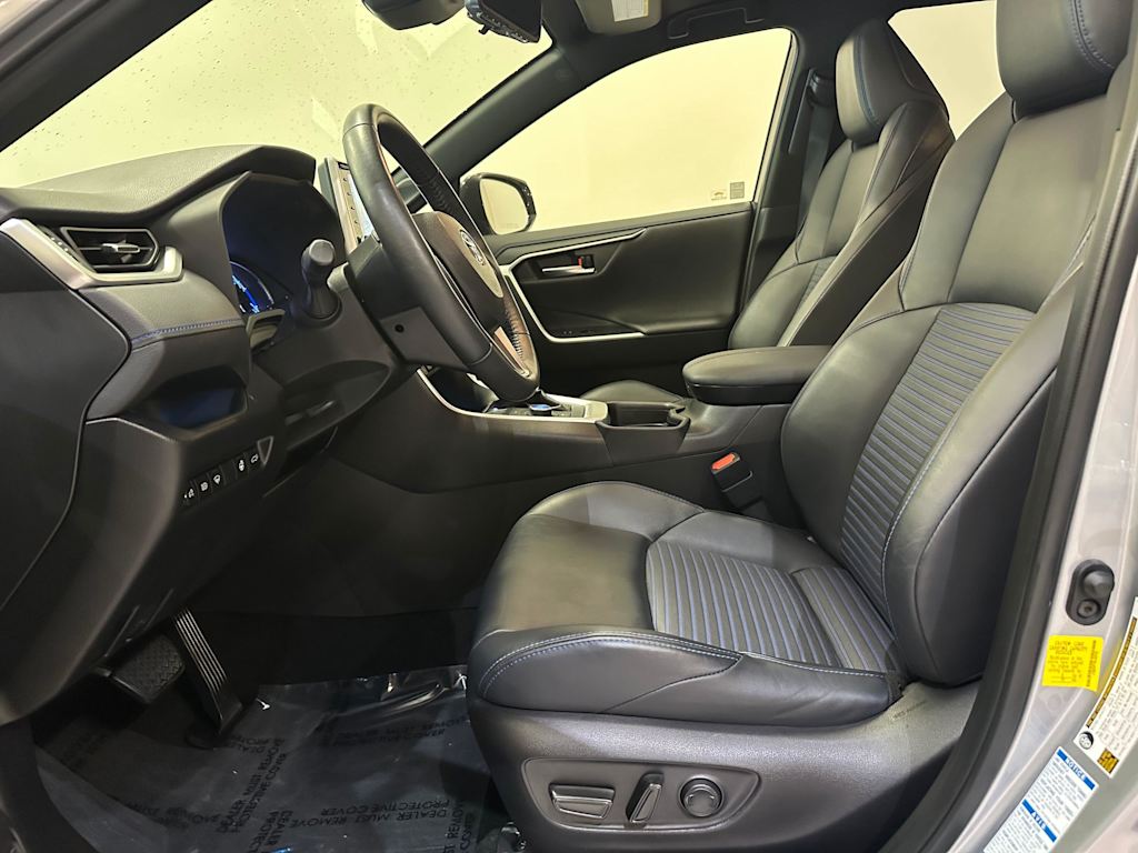 Thumbnail: 2019 Toyota RAV4 - 10