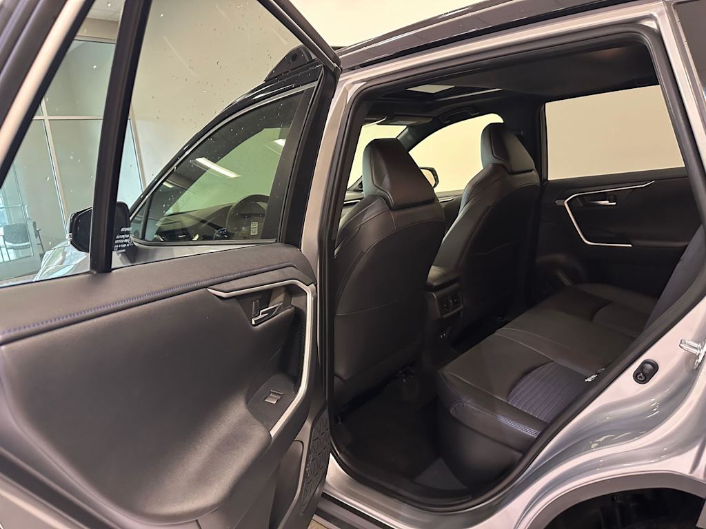 Thumbnail: 2019 Toyota RAV4 - 28