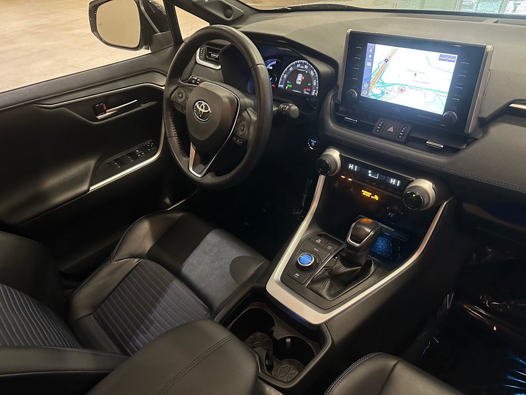 Thumbnail: 2019 Toyota RAV4 - 14