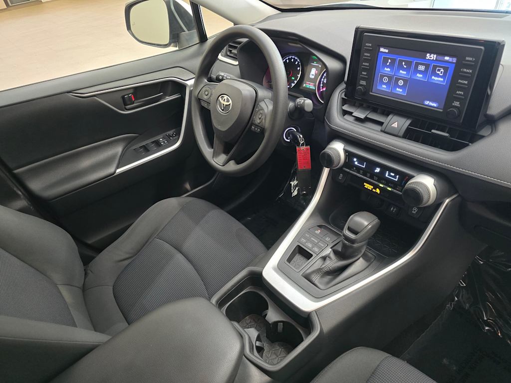 Thumbnail: 2019 Toyota RAV4 - 13