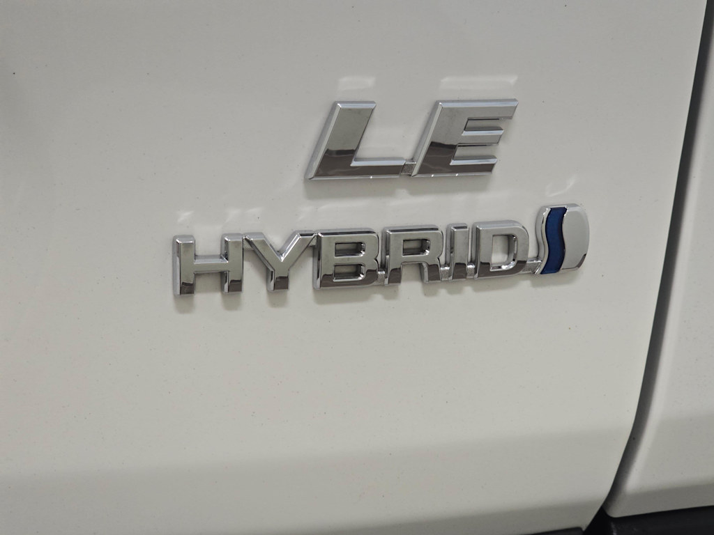 Thumbnail: 2020 Toyota RAV4 - 7