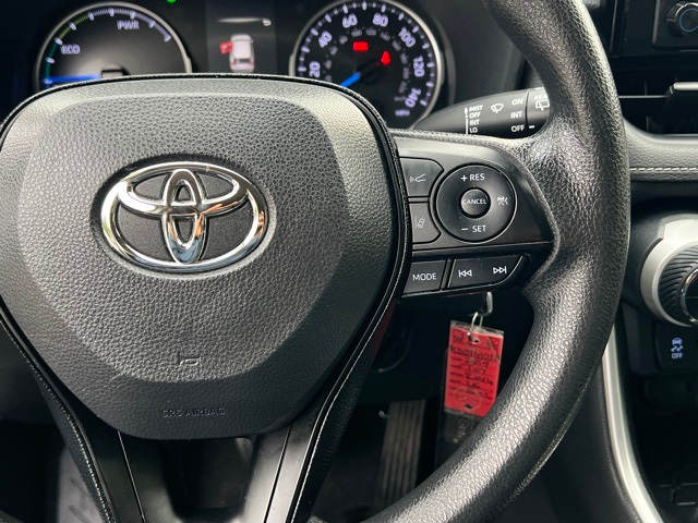 2019 Toyota RAV4 LE 25