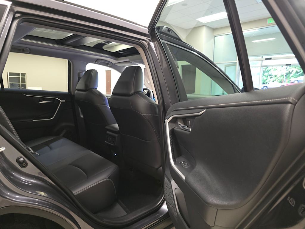Thumbnail: 2025 Toyota RAV4 - 30