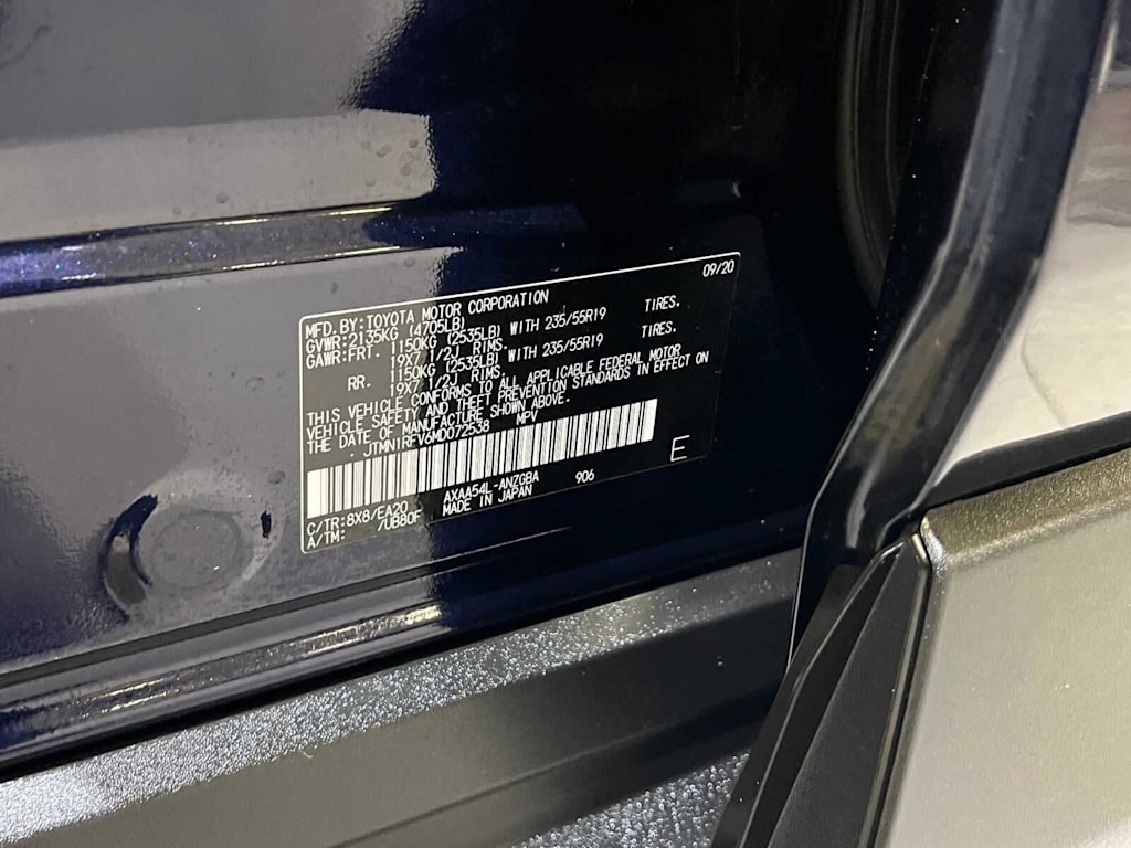 Thumbnail: 2021 Toyota RAV4 - 20