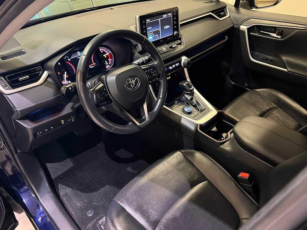 Thumbnail: 2021 Toyota RAV4 - 2