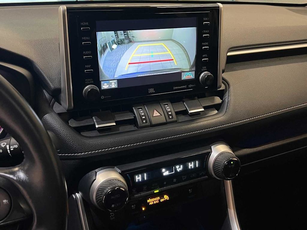 Thumbnail: 2021 Toyota RAV4 - 27