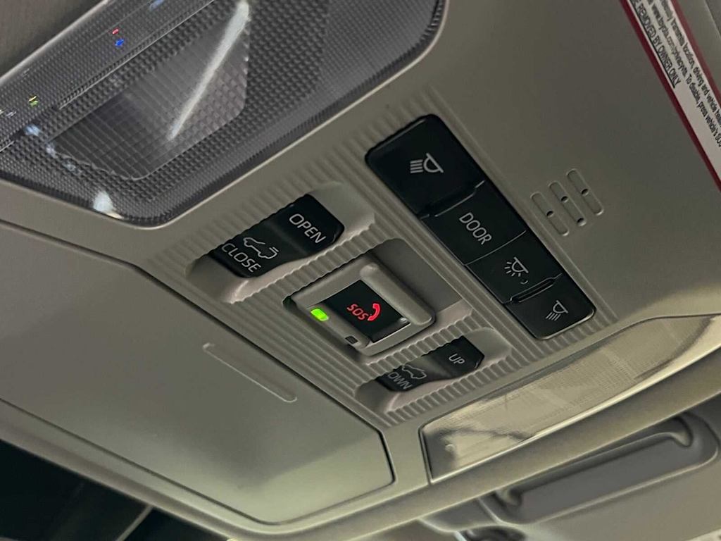 Thumbnail: 2021 Toyota RAV4 - 29