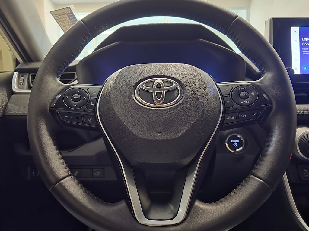 Thumbnail: 2023 Toyota RAV4 - 14