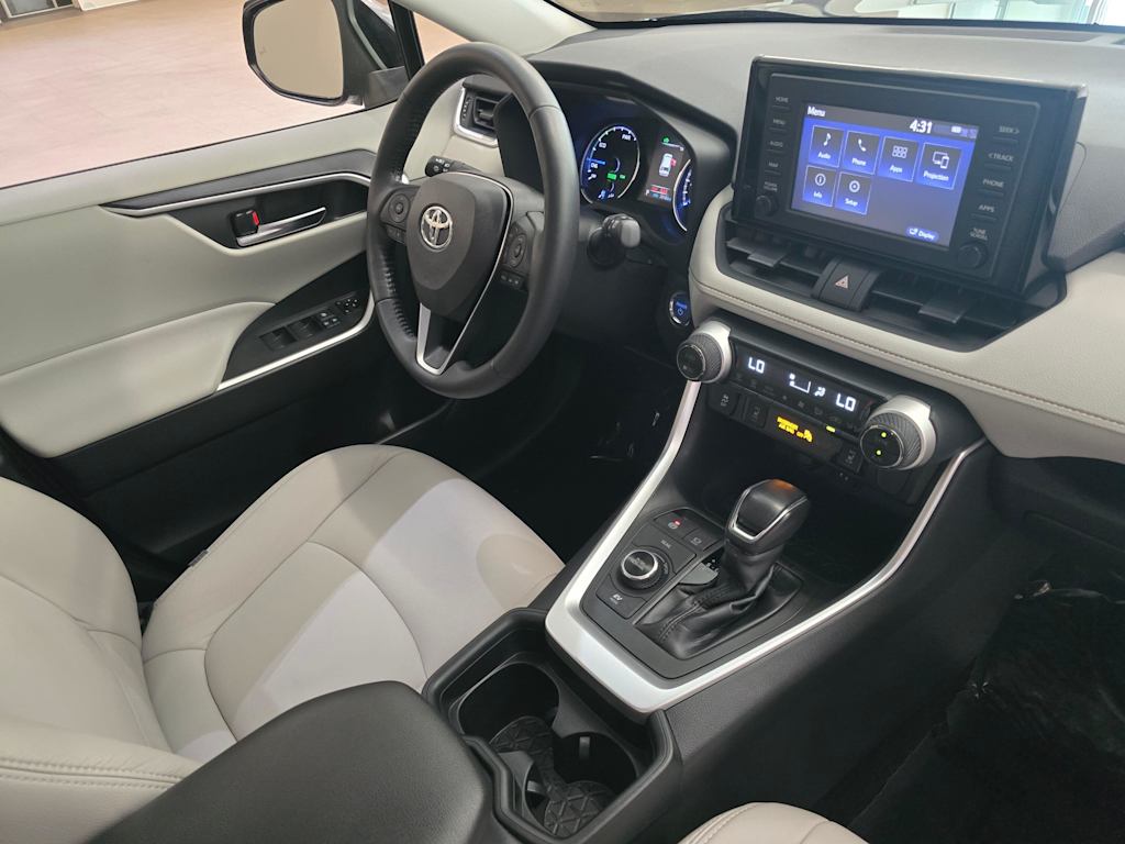 Thumbnail: 2019 Toyota RAV4 - 15