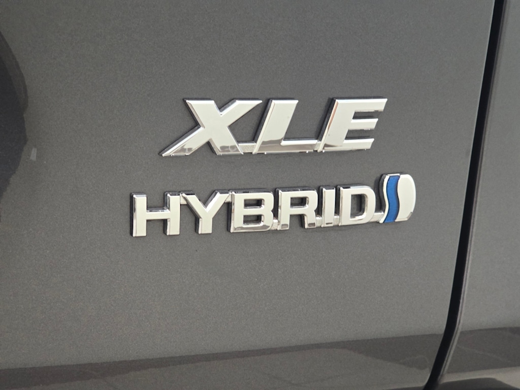 Thumbnail: 2019 Toyota RAV4 - 7