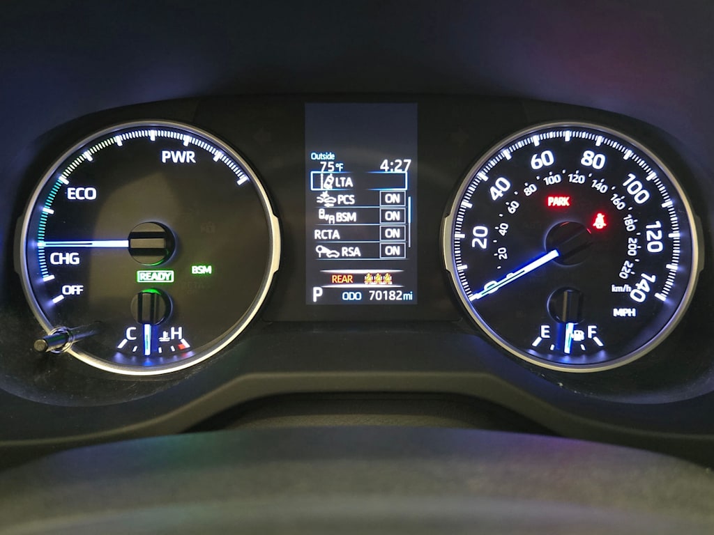 Thumbnail: 2019 Toyota RAV4 - 18