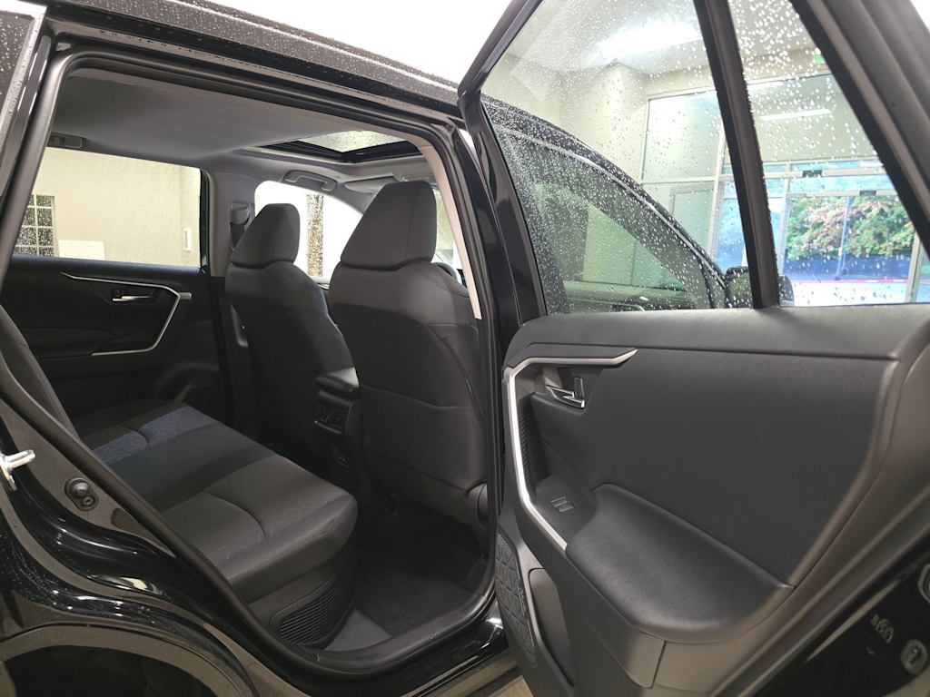 Thumbnail: 2025 Toyota RAV4 - 31