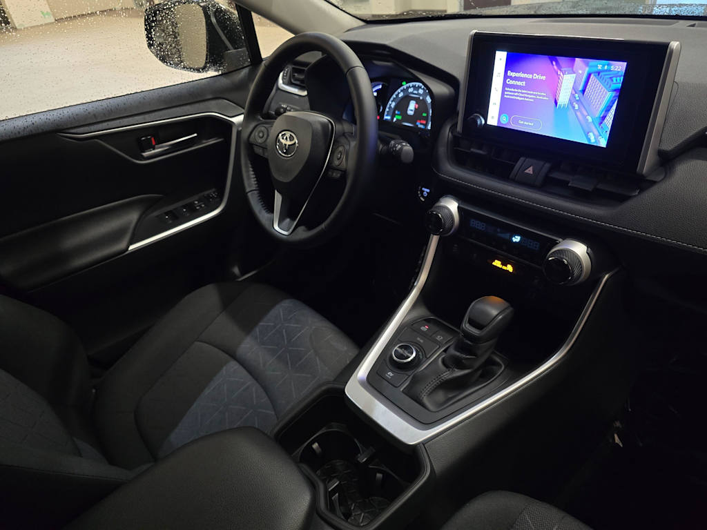 Thumbnail: 2025 Toyota RAV4 - 33