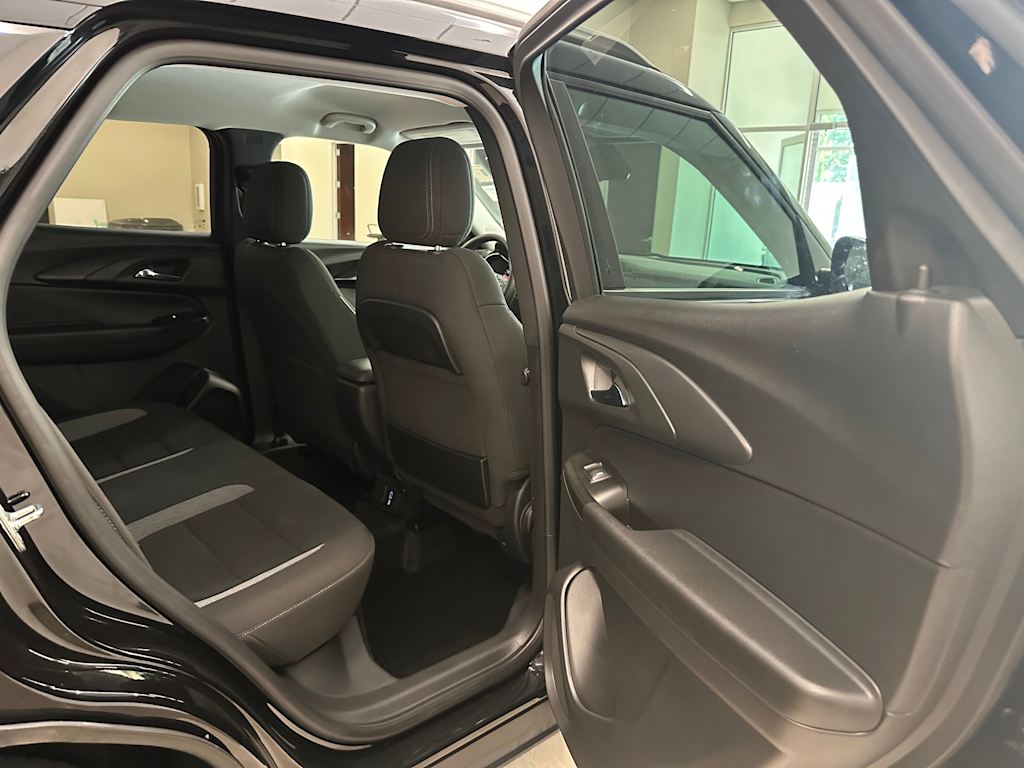 Thumbnail: 2023 Chevrolet TrailBlazer - 30